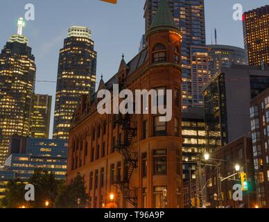 Die historische Gooderham Gebäude in der Nähe der Distillery District in Toronto, Kanada. Stockfoto