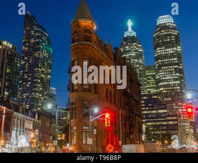 Die historische Gooderham Gebäude in der Nähe der Distillery District in Toronto, Kanada. Stockfoto