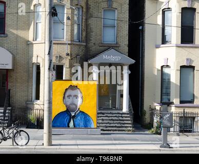 Eine Kunstgalerie außen gegenüber der Kunstgalerie von Ontario in Toronto, Ontario. Stockfoto