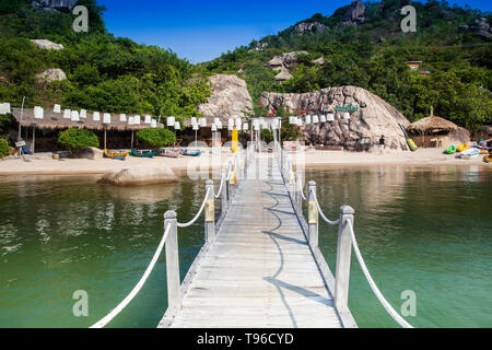 Strand und der Ort von Sao Bien in der Bucht von Cam Ranh, South China Sea, Ninh Thuan, Vietnam, Asien Stockfoto