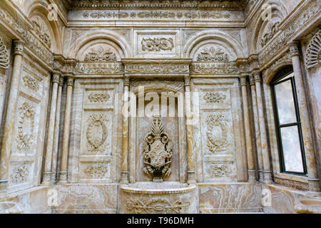 Marmorbad in Dolmabahçe-Palast, Istanbul, Türkei Stockfoto