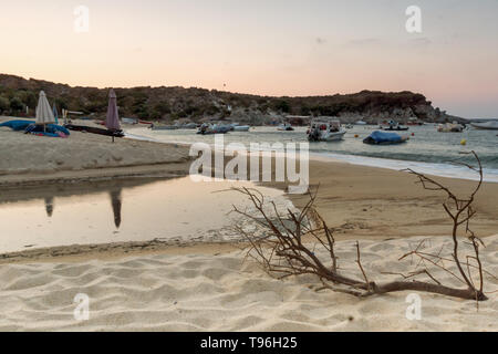 Amazing Sunrise Panorama von Kalamitsi Beach in Halbinsel Sithonia, Chalkidiki, Zentralmakedonien, Griechenland Stockfoto