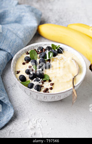 Banane schön Creme oder Smoothie Stockfoto