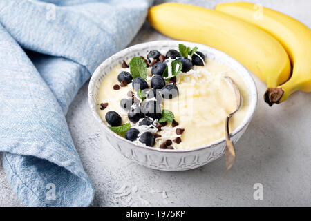 Banane schön Creme oder Smoothie Stockfoto