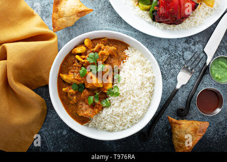 Chicken Curry mit Jasmin Reis Stockfoto