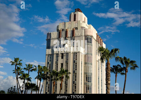 Das Art déco-Ära Sunset Tower Hotel am Sunset Strip im West Hollywood Viertel von Los Angeles, Kalifornien, USA Stockfoto