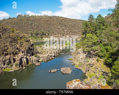 Cataract Gorge, im unteren Teil des South Esk River in Launceston, Tasmanien, Australien, ist eine der bedeutendsten touristischen Attraktionen der Region. Stockfoto