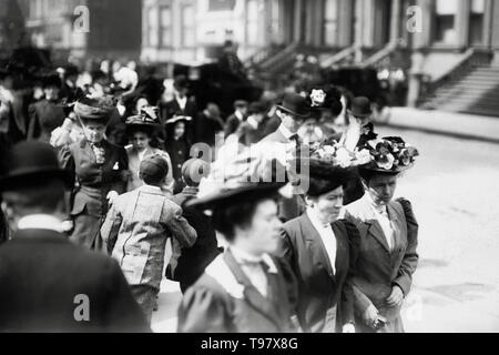 Osterparade, Fifth Avenue, New York City, 19. April 1908. Stockfoto
