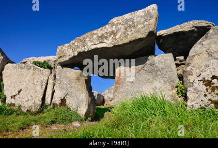 Irland, County Sligo, creevykeel Gericht Grab Blick nach Süden. Stockfoto