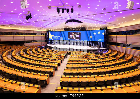 Der Plenarsaal des EU-Parlaments oder innere Kammer, Plenarsaal, der Galerie der Gebäude des Europäischen Parlaments Brüssel Belgien Eu Europa Stockfoto