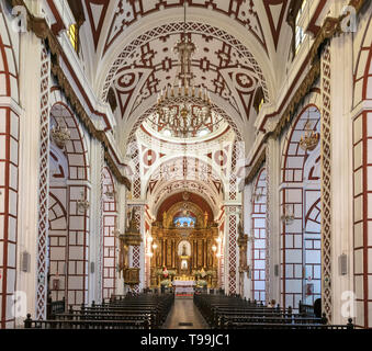 Die Kirche das Monasterio de San Francisco (Hl. Franziskus Kloster), Centro Historico (historisches Zentrum), Lima, Peru, Südamerika Stockfoto