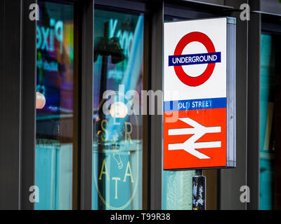 Old Street Station auf der alten Straße Kreisverkehr Kreisverkehr auch Silizium, die hart von London's Tech und Fintech Szene bezeichnet. Stockfoto