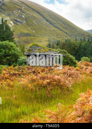 Alte Bruchbude im Glen Etive entlang der Straße in der Nähe von Dalness in den schottischen Highlands Stockfoto