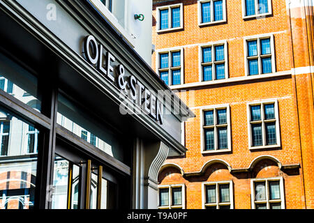 Fassade der Bäckerei Cafe Ole & Steen, Wigmore Street, Marylebone, London, UK Stockfoto