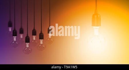 Perfekte Lösung mit Glühbirne Eingeschaltet als Konzept Stockfoto