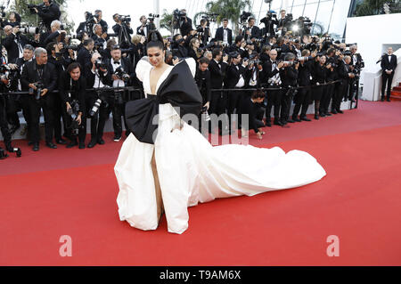 Deepika Padukone die Teilnahme an der "Rocketman" Premiere während der 72Nd Cannes Film Festival im Palais des Festivals am 16. Mai 2019 in Cannes, Frankreich | Verwendung weltweit Stockfoto