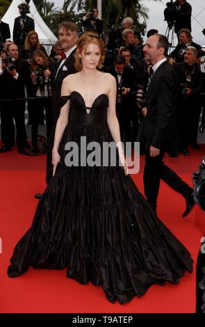 Cannes, Frankreich. 17. Mai 2019. Emily Beecham Schauspielerin Little Joe. Premiere. 72. Filmfestival in Cannes Cannes, Frankreich, 17. Mai 2019 Djc 9325 Credit: Allstar Bildarchiv/Alamy Live News Credit: Allstar Bildarchiv/Alamy leben Nachrichten Stockfoto
