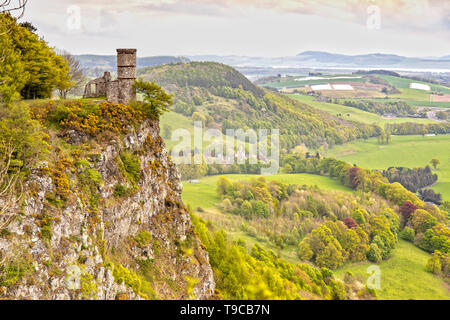 Blick über die Kinnoull Hill und Turm in Perth, Schottland Stockfoto