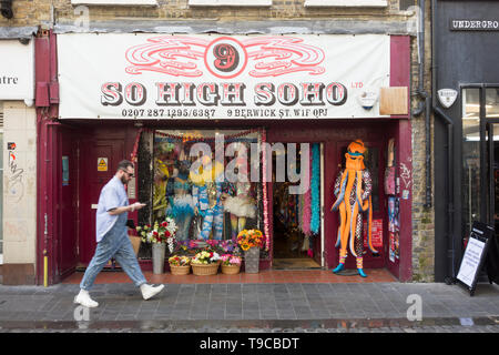 So hoch Soho shopfront, Berwick Street, W1, London, Großbritannien Stockfoto