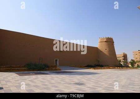 Seitenansicht der historischen Al Riyadh Masmak (Festung) Saudi-Arabien Stockfoto