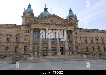 Ansicht von vorn mit dem Bundesverwaltungsgericht () in Leipzig, Deutschland Stockfoto