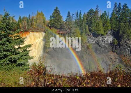 Kakabeka Falls auf der Kaministiquia Fluss Kakabeka Falls Provincial Park, Ontario, Kanada Stockfoto