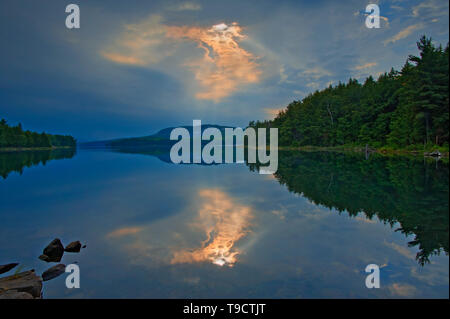 Sturm Licht in Killarney Lake Killarney Provincial Park, Ontario Kanada wider Stockfoto