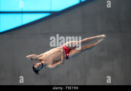 Kanadas Francois Imbeau-Dulac im 3m Spinrgboard Halbfinale bei Tag zwei Der Diving World Series in London Aquatics Centre, London. Stockfoto