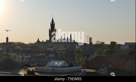 Die historische Peace Palace Gebäude am Abend Stockfoto