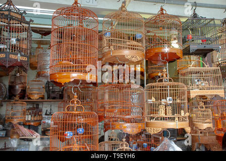 Die Hong Kong Bird Market in der Yuen Po Vogel Garten auf der Kowloon Stockfoto