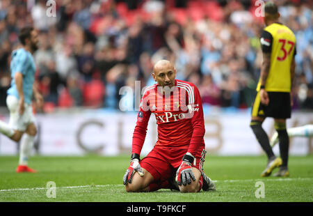 Watford Torwart Heurelho Gomes erscheint während der FA Cup Finale im Wembley Stadion, London niedergeschlagen. Stockfoto