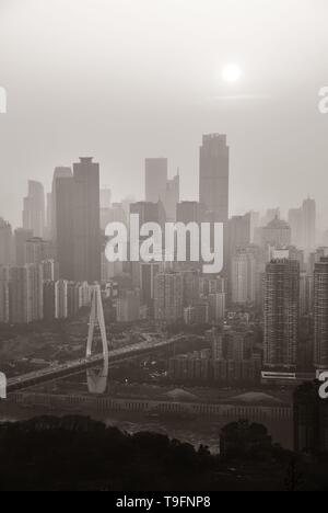 Städtische Gebäude und Skyline der Stadt in Chongqing Stockfoto