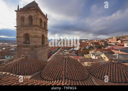 Dachterrasse Blick von der San Francisco Kirche und Kloster, Potosi, Bolivien Stockfoto