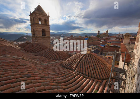 Dachterrasse Blick von der San Francisco Kirche und Kloster, Potosi, Bolivien Stockfoto