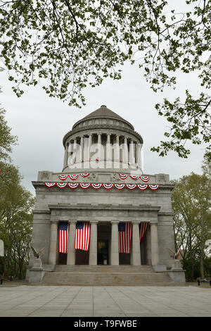 Grant's Tomb, bekannt als General Grant National Memorial, letzte Ruhestätte von Ulysses S. Grant (1822-1885), 18. Präsident der Vereinigten Staaten, und hi Stockfoto