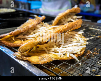 Thai Street Food low Price (gebratene Muscheln) Stockfoto