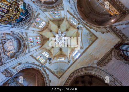 Im Inneren der berühmten Kathedrale von Burgos, Castilla y Leon, Spanien Stockfoto