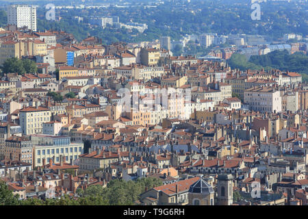 Vue Panoramique depuis La Colline de Notre-Dame de Fourvière. Lyon/Panoramablick aus der Sicht von Notre Dame De Fourviere Hill. Stockfoto