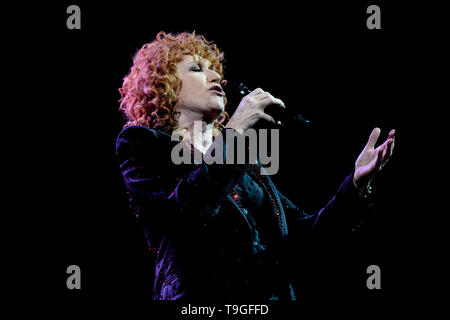 Padua, Italien. 18. Mai, 2019. Fiorella Mannoia führt live für Ihr 'Personale Tour" am Gran Teatro Geox in Padua, Italien. Stockfoto