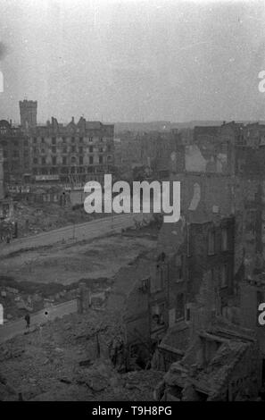 Ruinen und Wiederaufbau Frankfurt am Main 1945 bis 1949 - und Riuns Reonstruction Frankfurt/a.M. 1945 bis 1949 Stockfoto