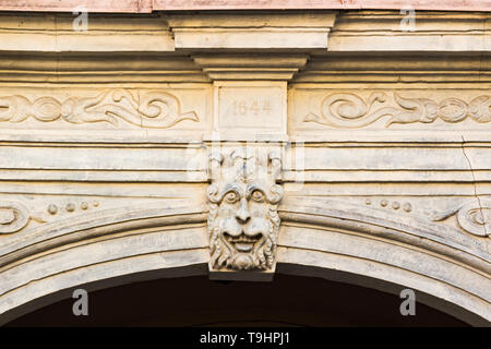 17. Jahrhundert Barock Grundpfeiler der Lion's Head in Sopron, Ungarn Stockfoto