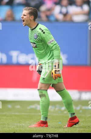 Hamburg, Deutschland. 19 Mai, 2019. firo: 19.05.2019, Fußball, 2.Bundesliga, Saison 2018/2019, 34. Spieltag, Hamburg Hamburg Hamburg - MSV Duisburg Torwart Daniel Mesenholer (Duisburg) | Verwendung der weltweiten Kredit: dpa/Alamy leben Nachrichten Stockfoto