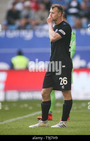 Hamburg, Deutschland. 19 Mai, 2019. firo: 19.05.2019, Fußball, 2.Bundesliga, Saison 2018/2019, 34. Spieltag, Hamburg Hamburg Hamburg - MSV Duisburg Vincent Gembalies (Duisburg) | Verwendung der weltweiten Kredit: dpa/Alamy leben Nachrichten Stockfoto