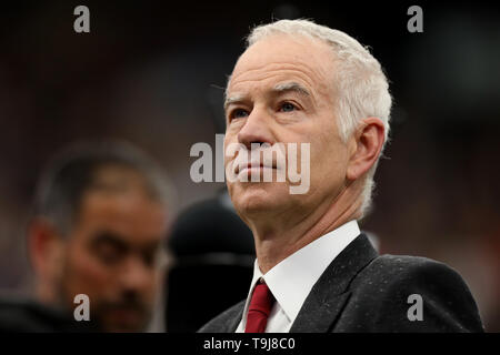 London, Großbritannien. 19. Mai 2019. Wimbledon Tennis Spieler Tag; John McEnroe ist interviewt Credit: Aktion Plus Sport Bilder/Alamy leben Nachrichten Stockfoto