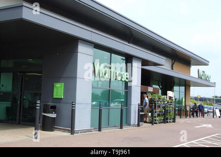 Vereinigtes Königreich. 19 Mai, 2019. Ansicht der Waitrose Store, in die Top Ten der Supermarktketten/Marken im Vereinigten Königreich. Credit: Keith Mayhew/SOPA Images/ZUMA Draht/Alamy leben Nachrichten Stockfoto