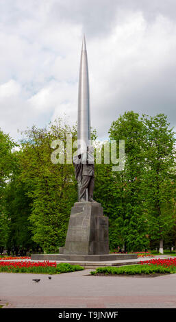 Kaluga, Russland - Mai 11, 2019: Blick auf Monument zu ziolkowski am Platz des Friedens Stockfoto