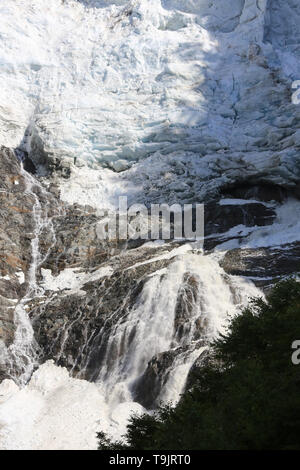 Kaskade. Glacier des Bossons. Haute-Savoie. Frankreich. Stockfoto