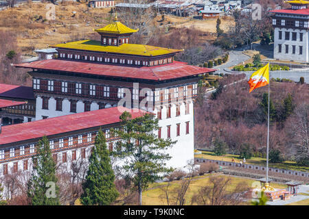 Der Dzong in der Hauptstadt von Bhutan. Es beherbergt ein Kloster und staatlichen Büroräume, die mit dem Königtum verbunden sind. Stockfoto