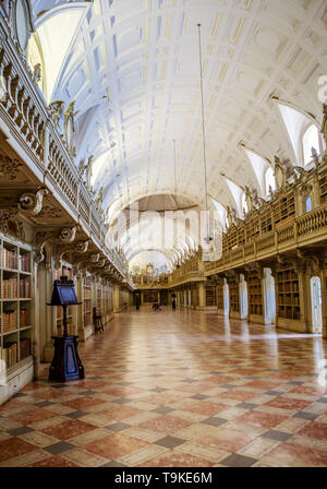 Palácio Nacional de Mafra, dem Nationalen Palast von Mafra, die monumentalen Palast und Kloster in Portugal. Die Bibliothek. Europa, Südeuropa, Port Stockfoto