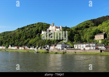 Schloss Stolzenfels, Gothic Revival Gebäude am Rhein in der Nähe von Koblenz, Deutschland Stockfoto